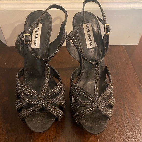 Steve Madden Heels - Picture 2 of 5